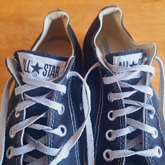 1990's Converse All Stars size 7 - Picture 3 of 14